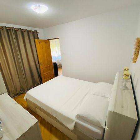 Home Away - Chic And Cozy Apartment Constanta Exterior photo