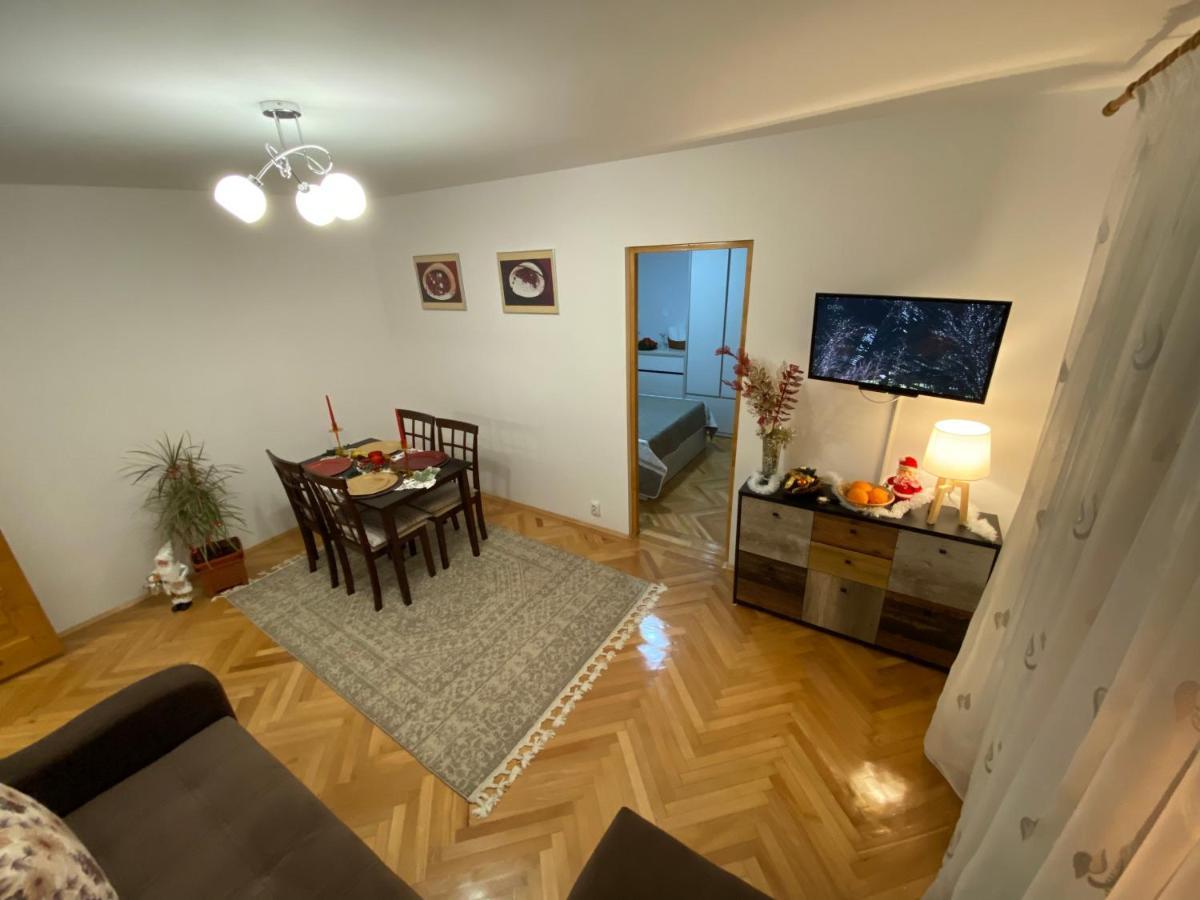 Home Away - Chic And Cozy Apartment Constanta Exterior photo