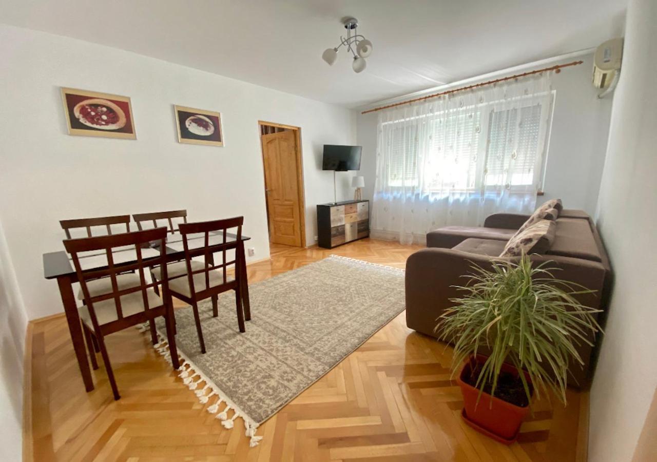Home Away - Chic And Cozy Apartment Constanta Exterior photo